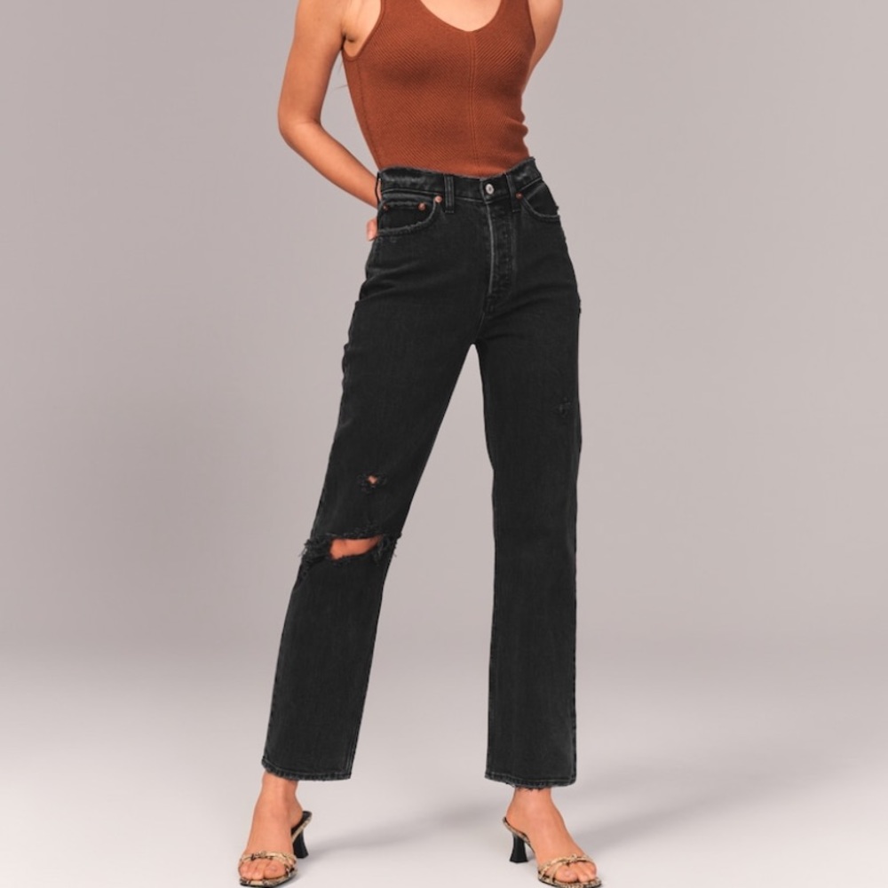A&F Curve Love High Rise Dad Jeans